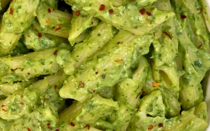 cheesy avocado spinach pasta recipe